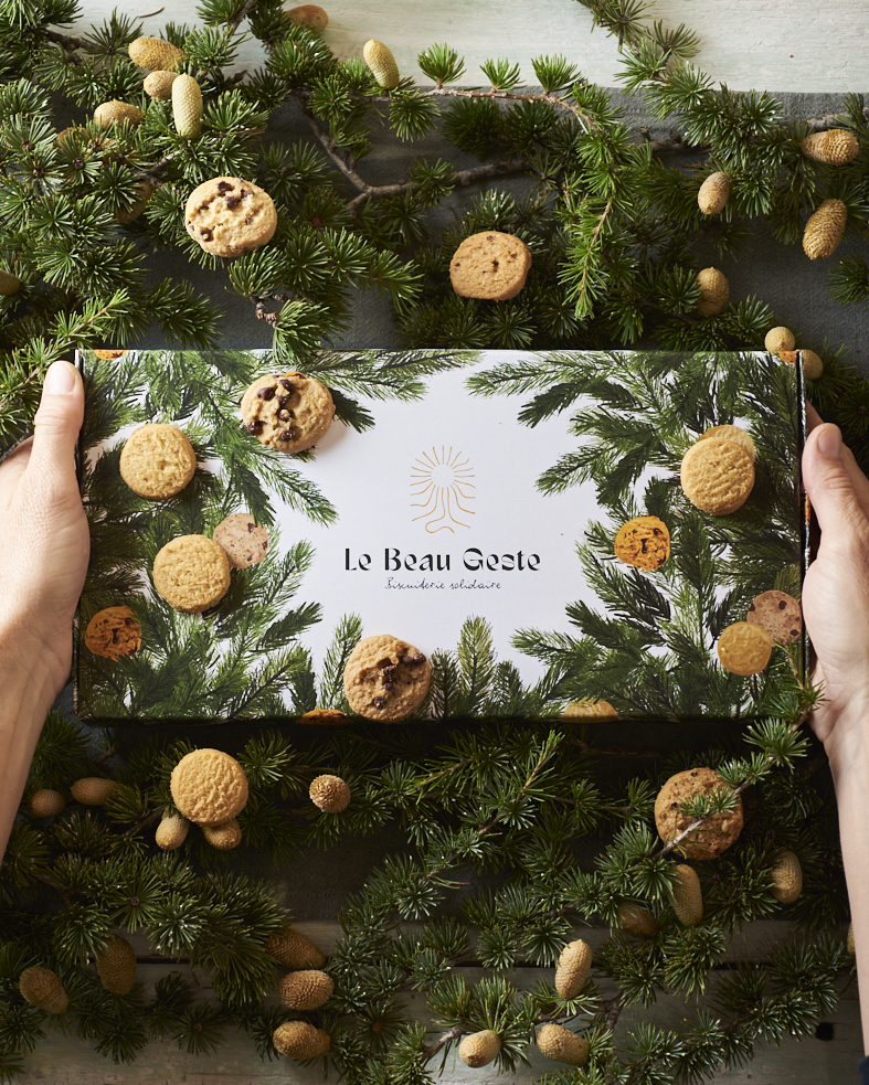 StudioCerise_le Beau Geste Biscuiterie solidaire conception graphique direction artistique coffret de noel Biscuit